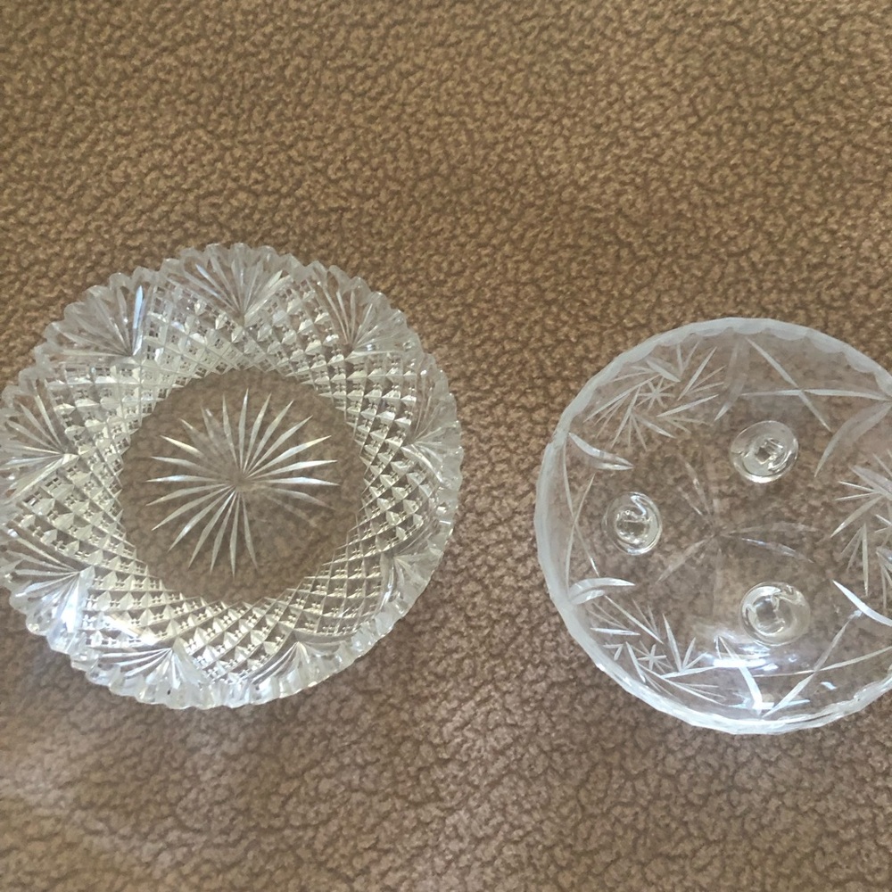 Vintage  Set Of 2 Clear Cut Crystal Decorative Bowls